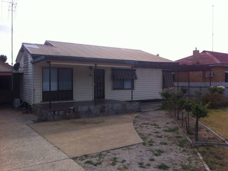 415 Wood Street, DENILIQUIN NSW 2710