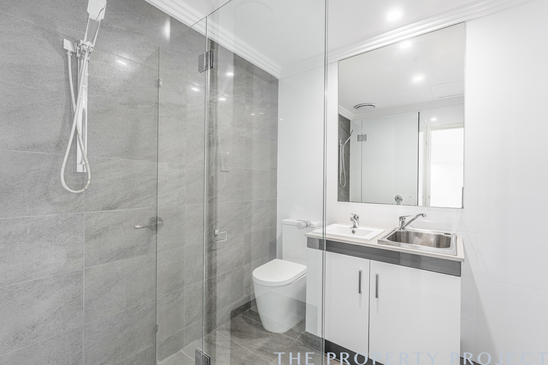 3 92 Main Street Osborne Park WA 6017