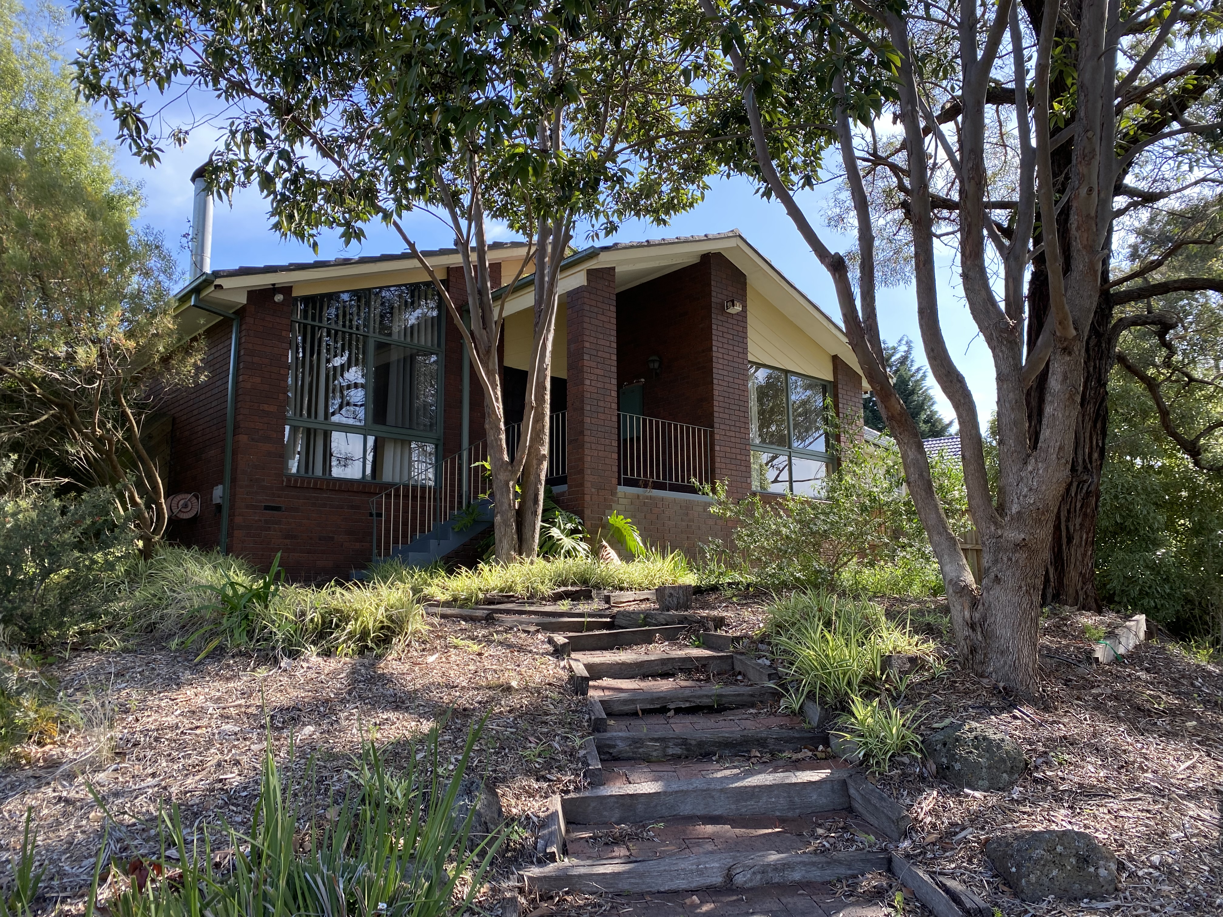 5 Wallace Avenue, DONVALE VIC 3111
