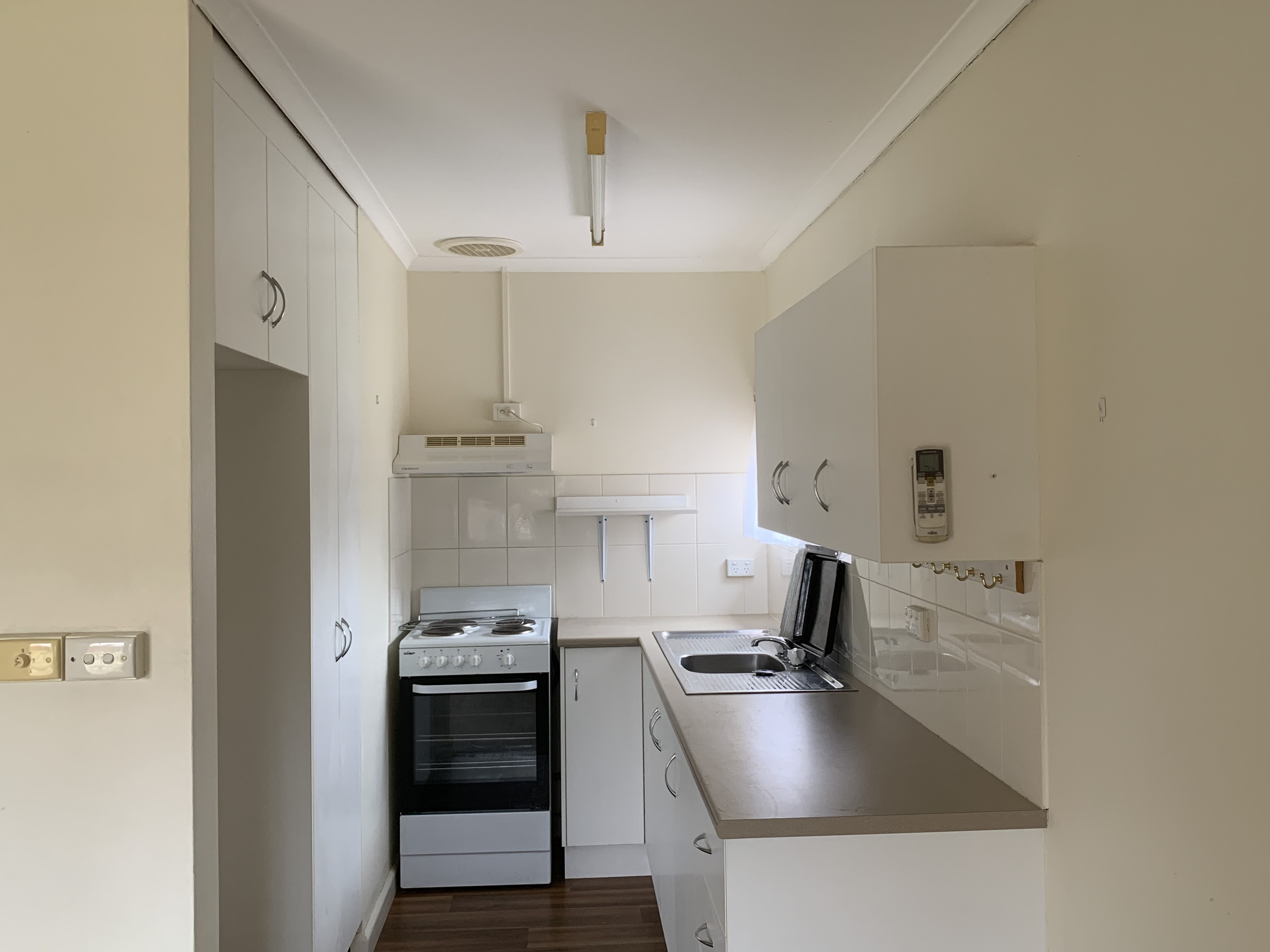 8 / 424-426 Poictiers St, DENILIQUIN NSW 2710