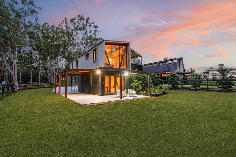 78 Falconhurst Street, RUSSELL ISLAND QLD 4184