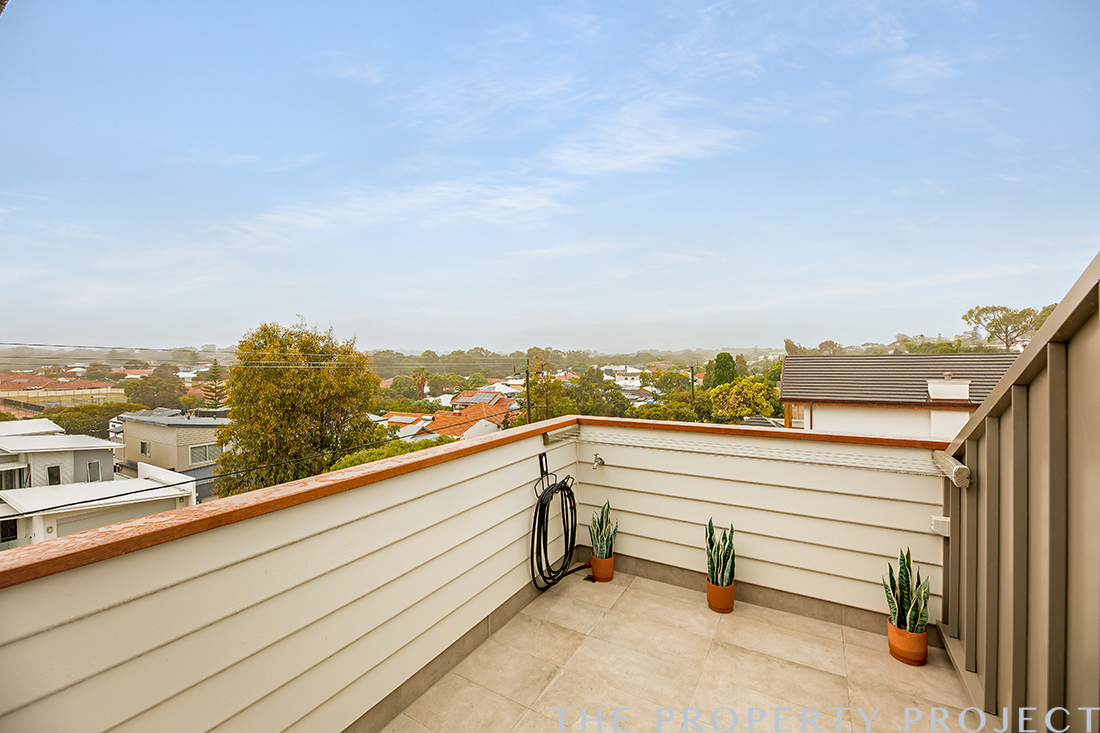 18 Kitchener Street North Beach WA 6020