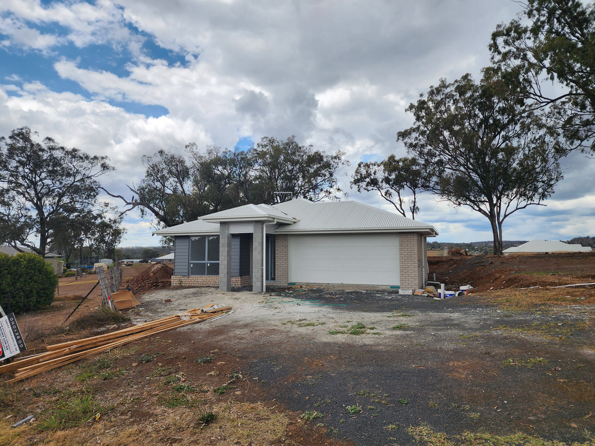 24A Peters Road, MERINGANDAN WEST QLD 4352