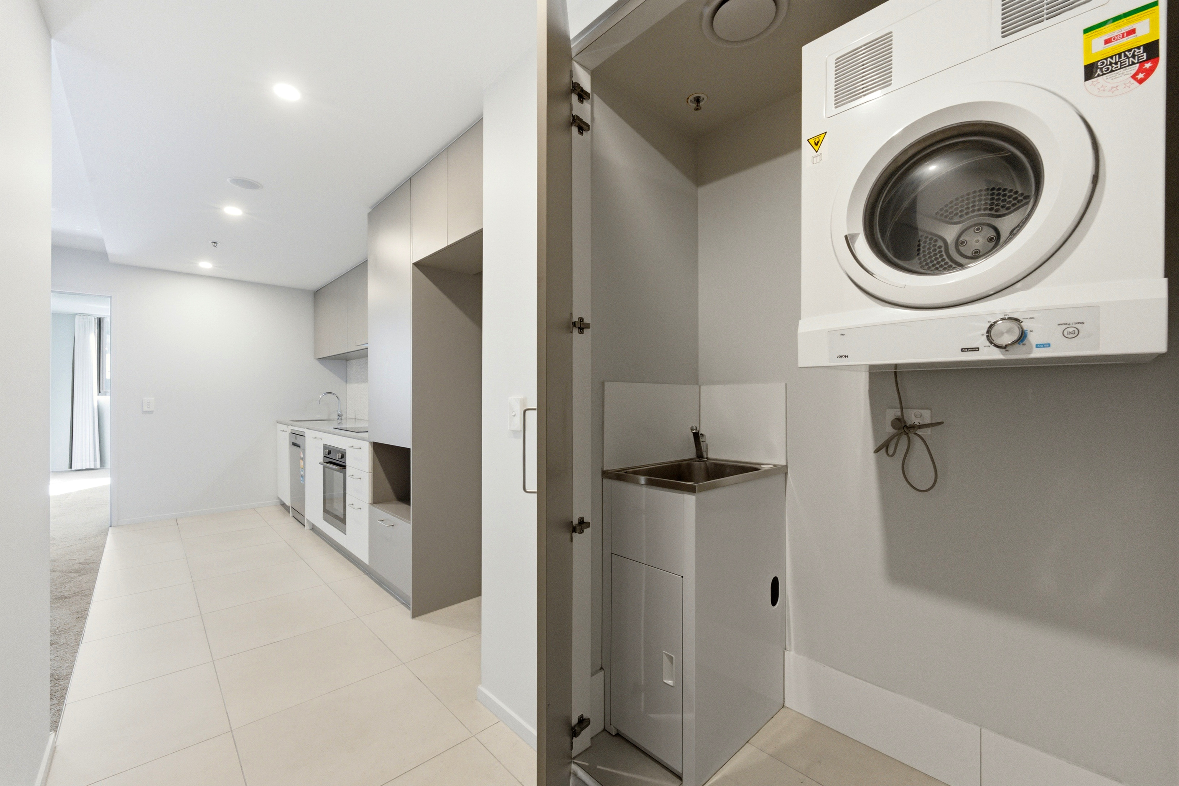 102/34 Oakden St, Greenway, photo 8