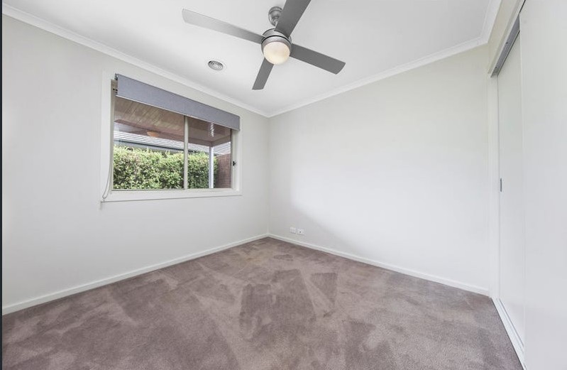 5 Neil Currie Street, Casey, photo 9
