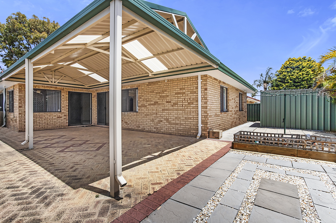 34 Yosemite Loop Ballajura WA 6066