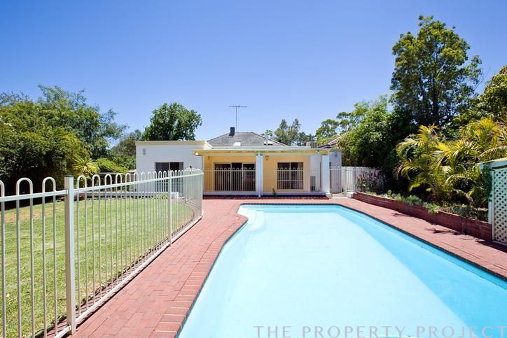 68 Minora Road Dalkeith WA 6009