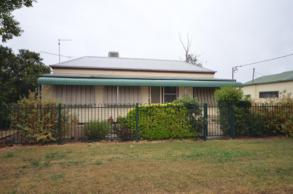 Room 1-48 Wee Waa Street, BOGGABRI NSW 2382