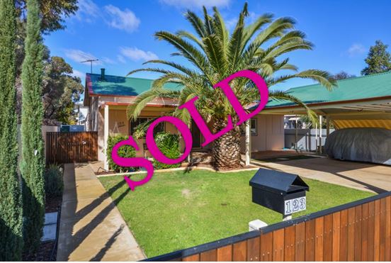 123 Lewis Street, LAMINGTON WA 6430