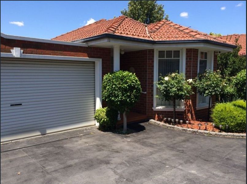 2 / 12 Madison Court, MOUNT WAVERLEY VIC 3149