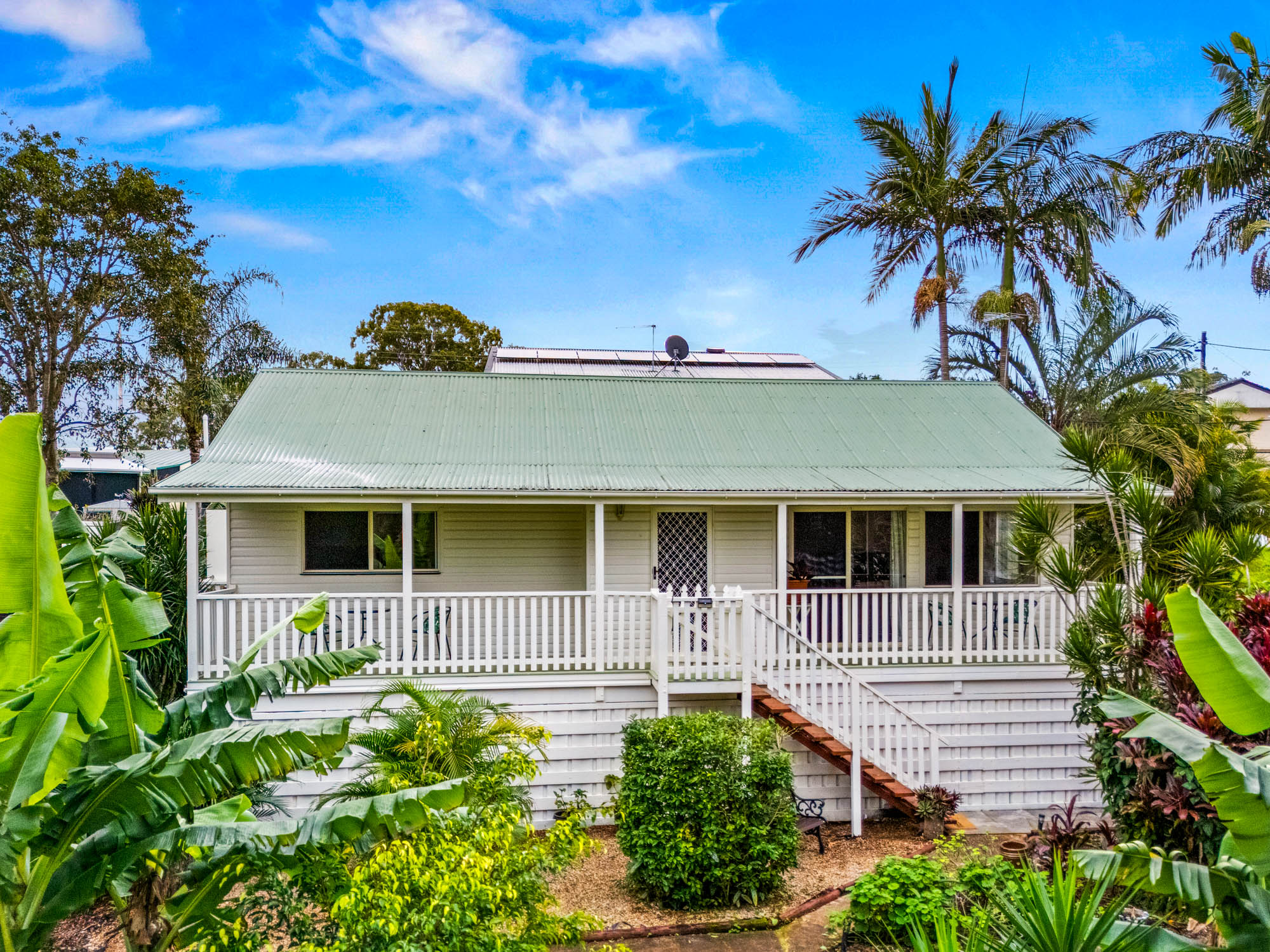 10 Phoenix Street, RUSSELL ISLAND QLD 4184