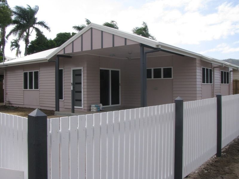 1 / 21 The Avenue, HERMIT PARK QLD 4812