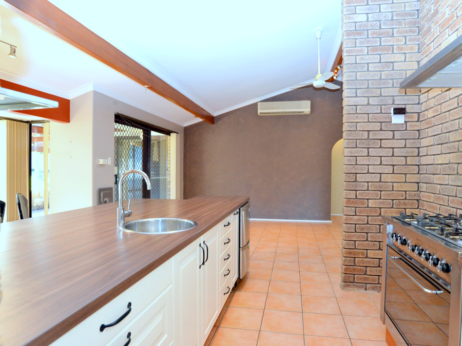 115 Moolanda Boulevard Kingsley WA 6026