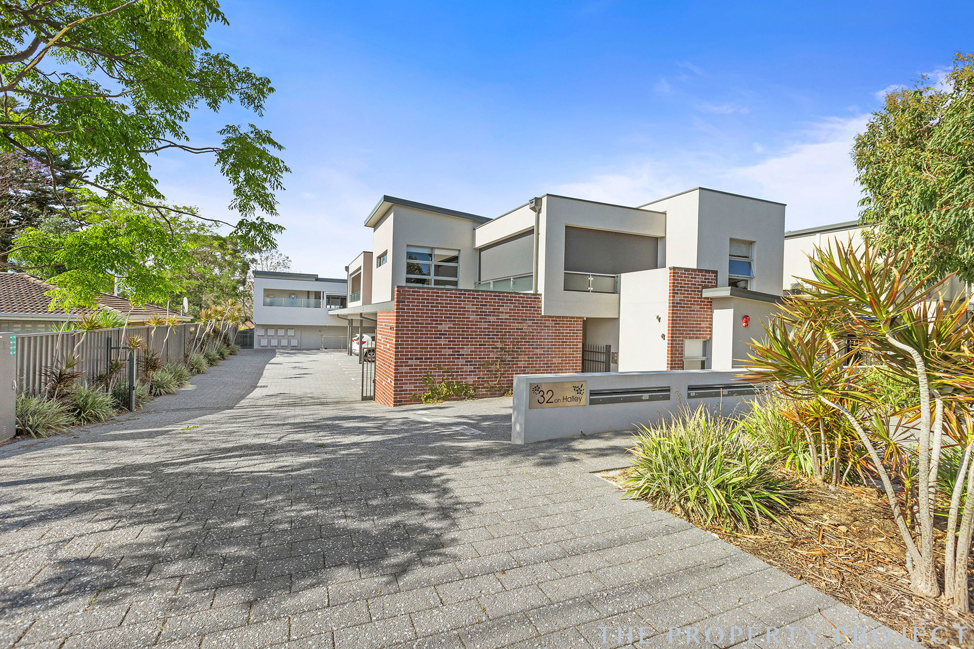 3 32 Halley Street Innaloo WA 6018