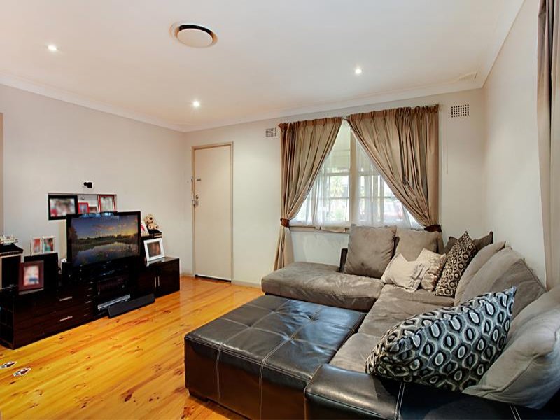 30 Watt St, LEUMEAH NSW 2560