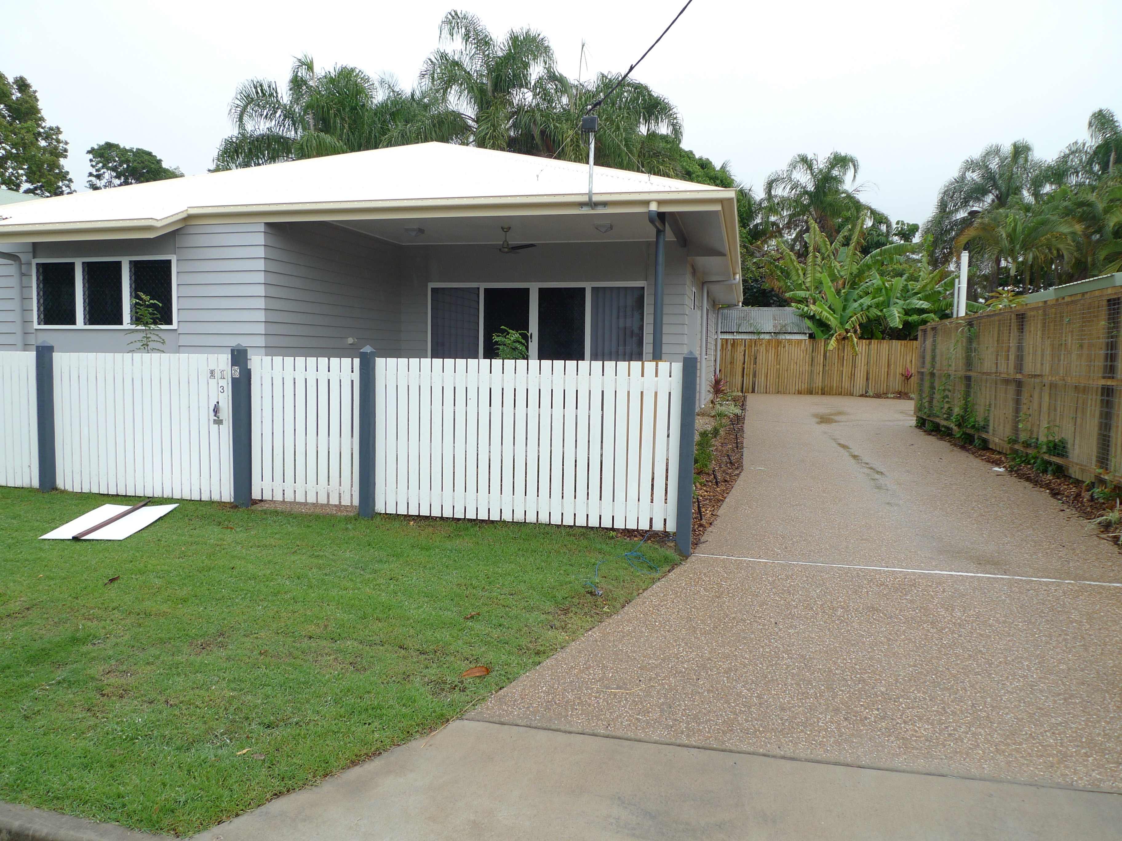 3 / 21 The Avenue, HERMIT PARK QLD 4812
