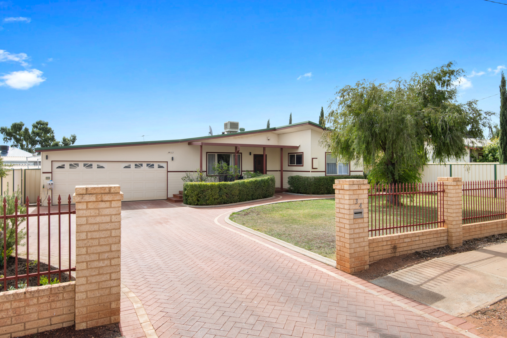 34 Davidson Street, SOUTH KALGOORLIE WA 6430