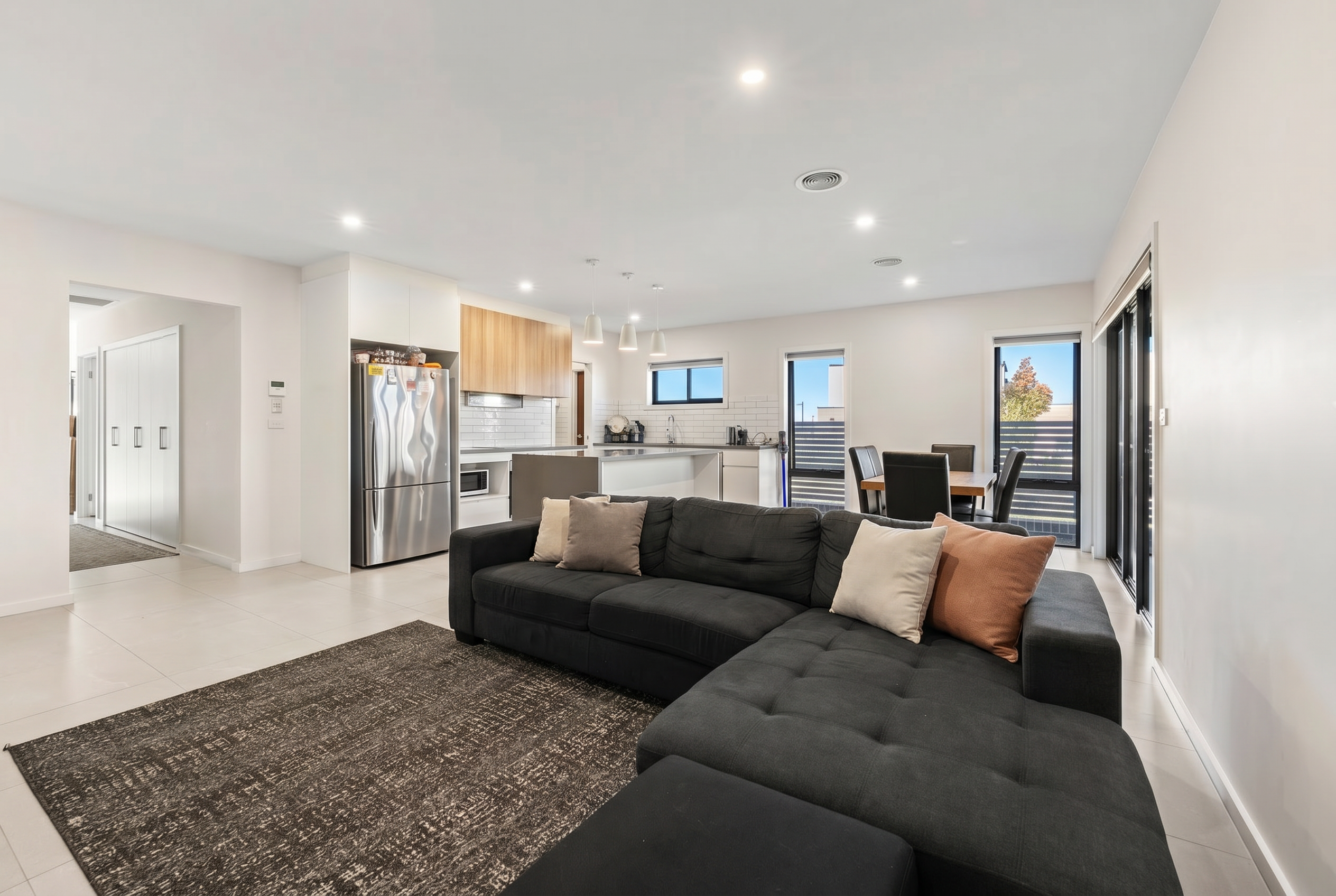 214 Robin Boyd Crescent, Taylor, photo 3