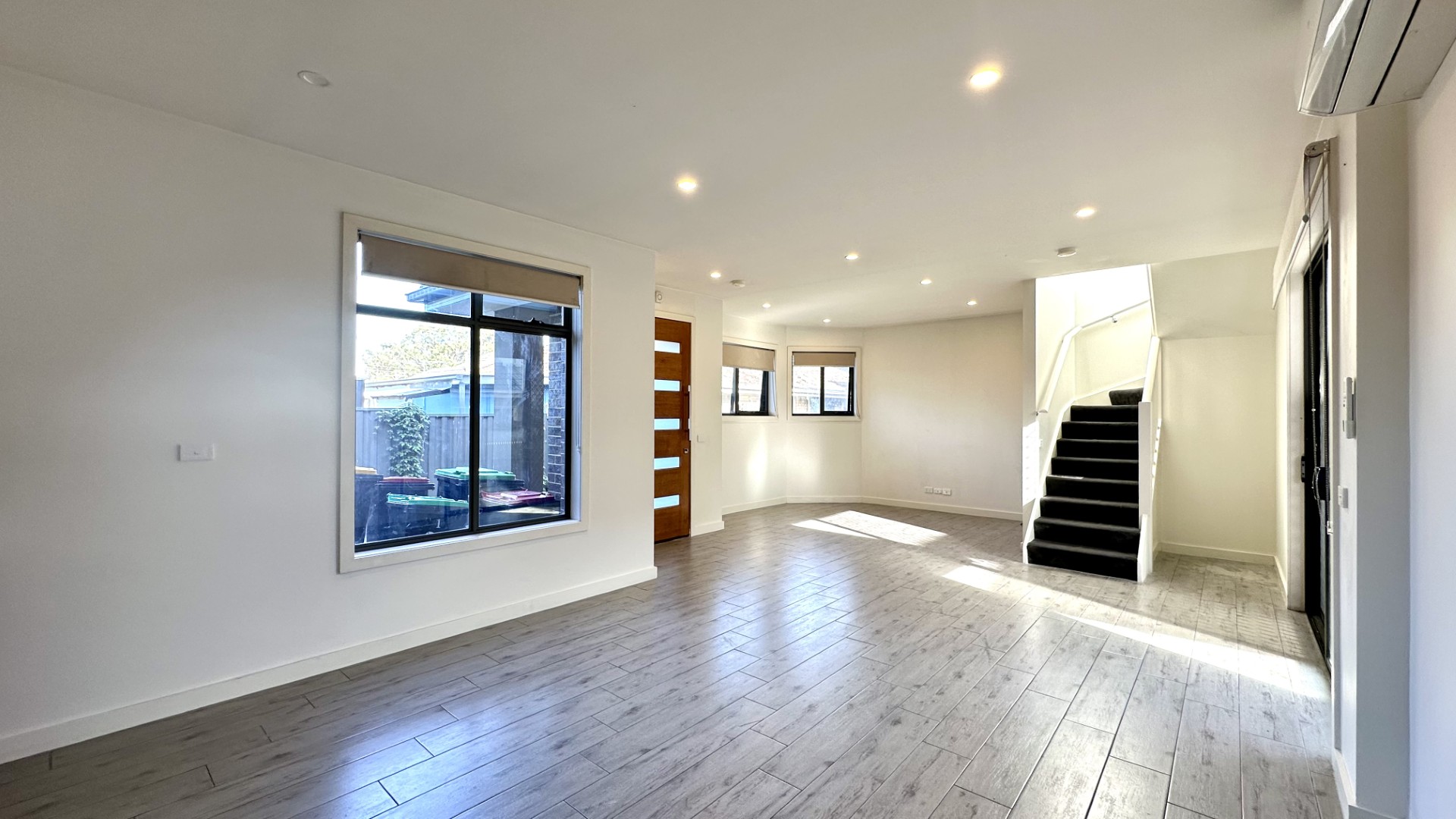 2 / 208 Railway Parade, NOBLE PARK VIC 3174