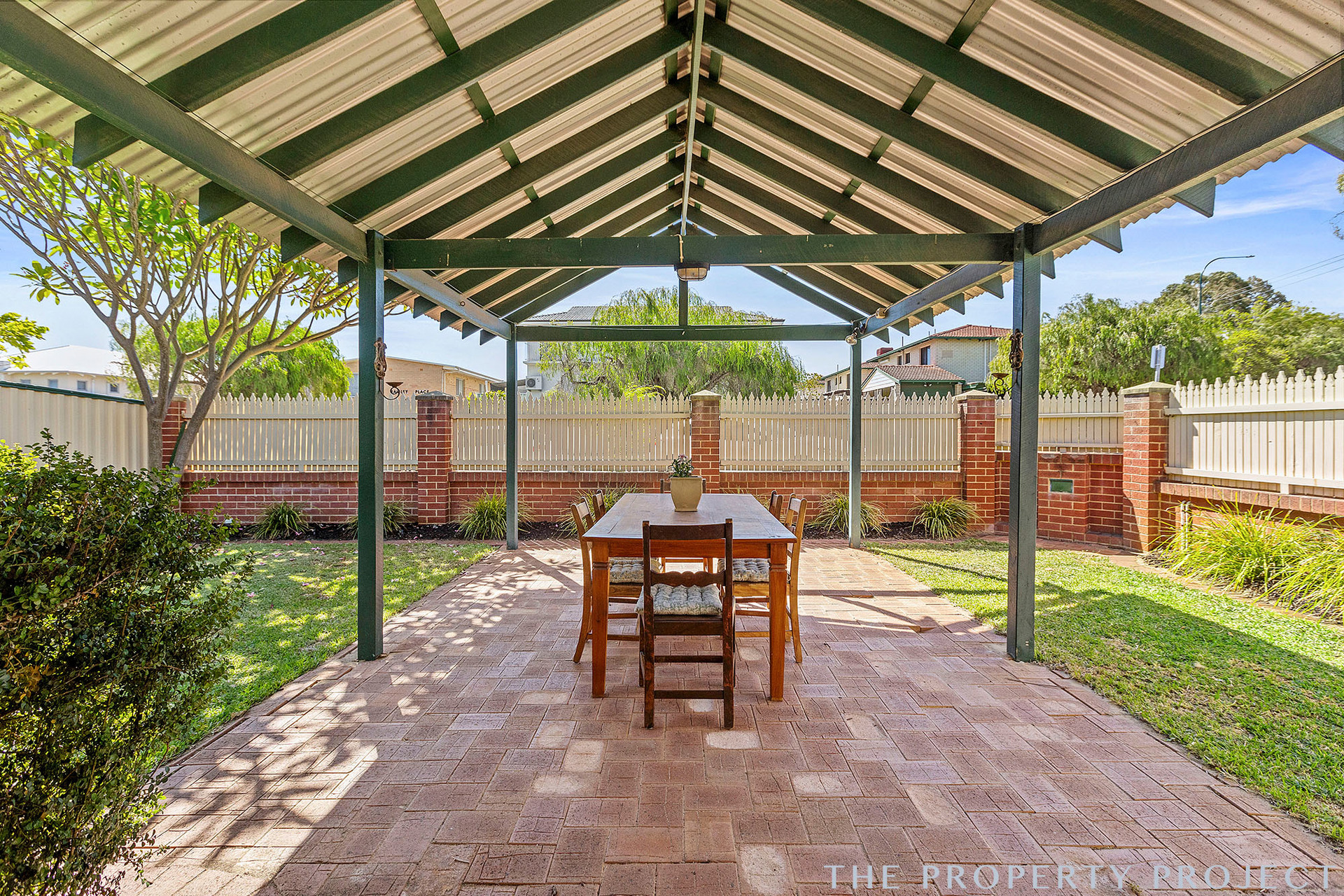 28 Leonard Street Victoria Park WA 6100