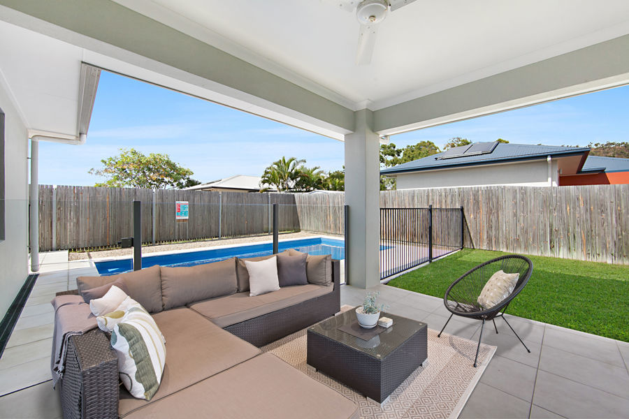 19 Tahlia Cct, MOUNT LOUISA QLD 4814