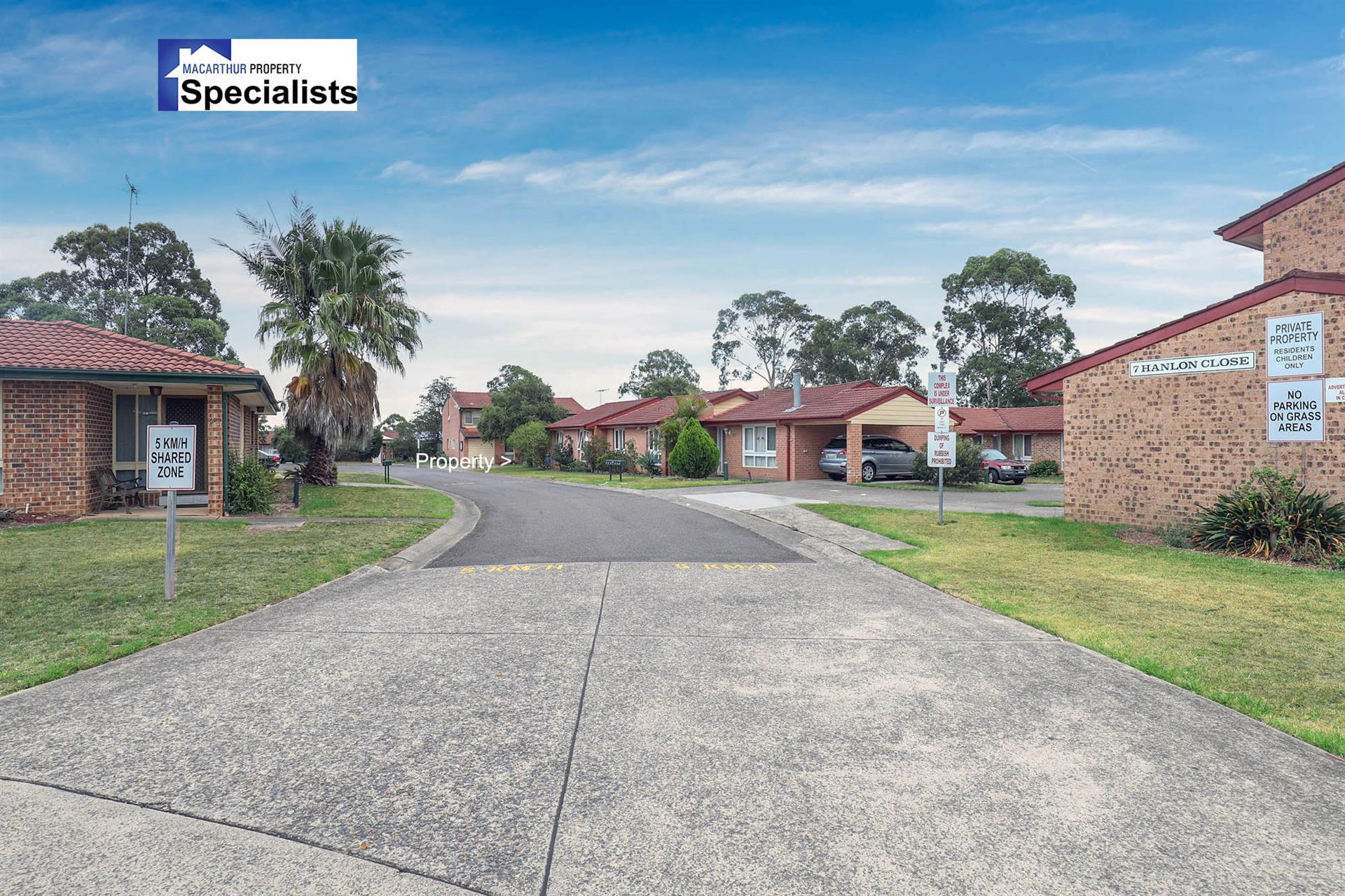 8 / 7 Hanlon Cl, MINTO NSW 2566