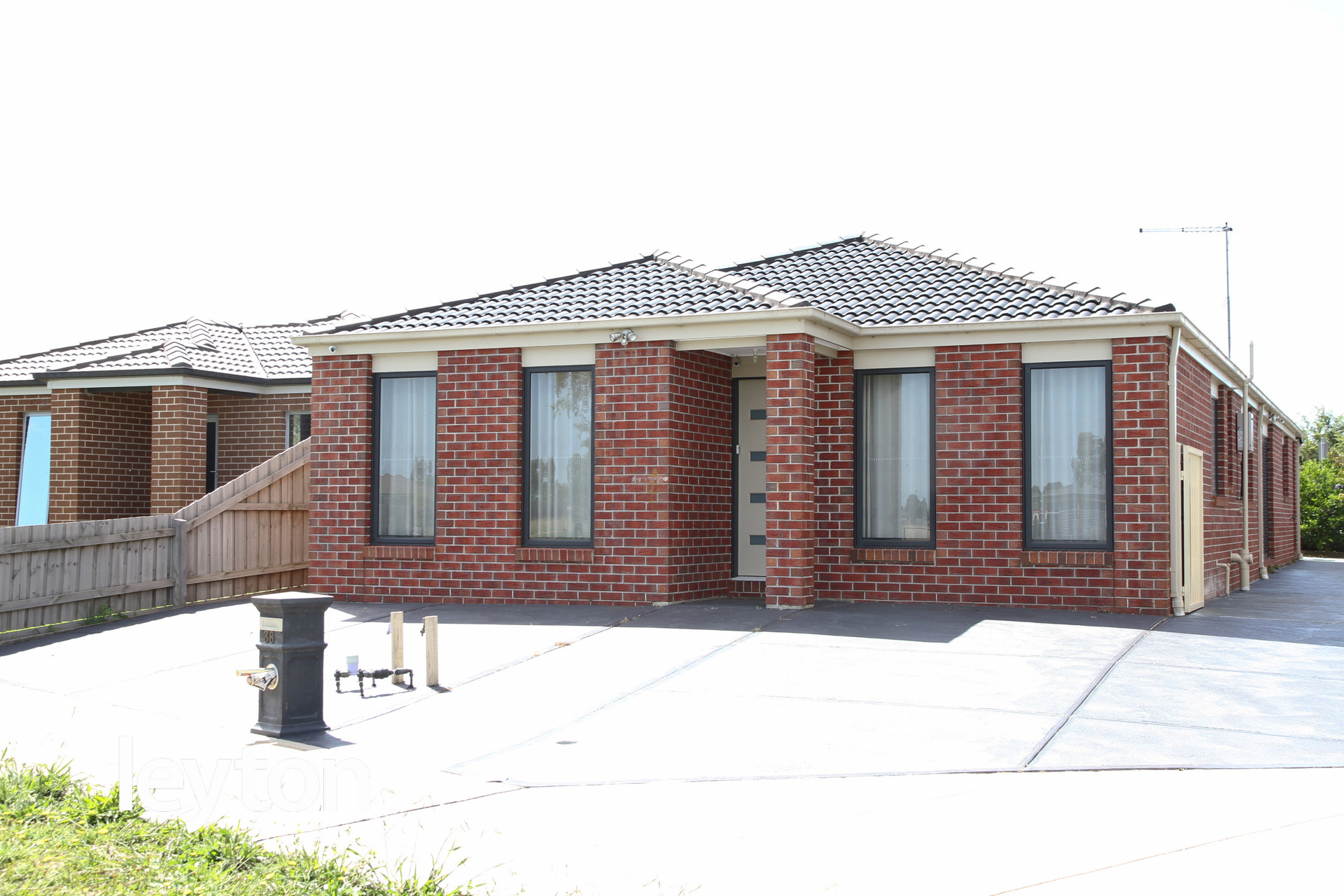 38 Parklink Drive, CRANBOURNE EAST VIC 3977