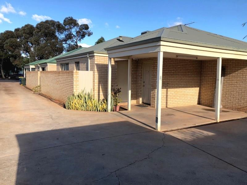 2 / 204 Macdonald Street, KALGOORLIE WA 6430
