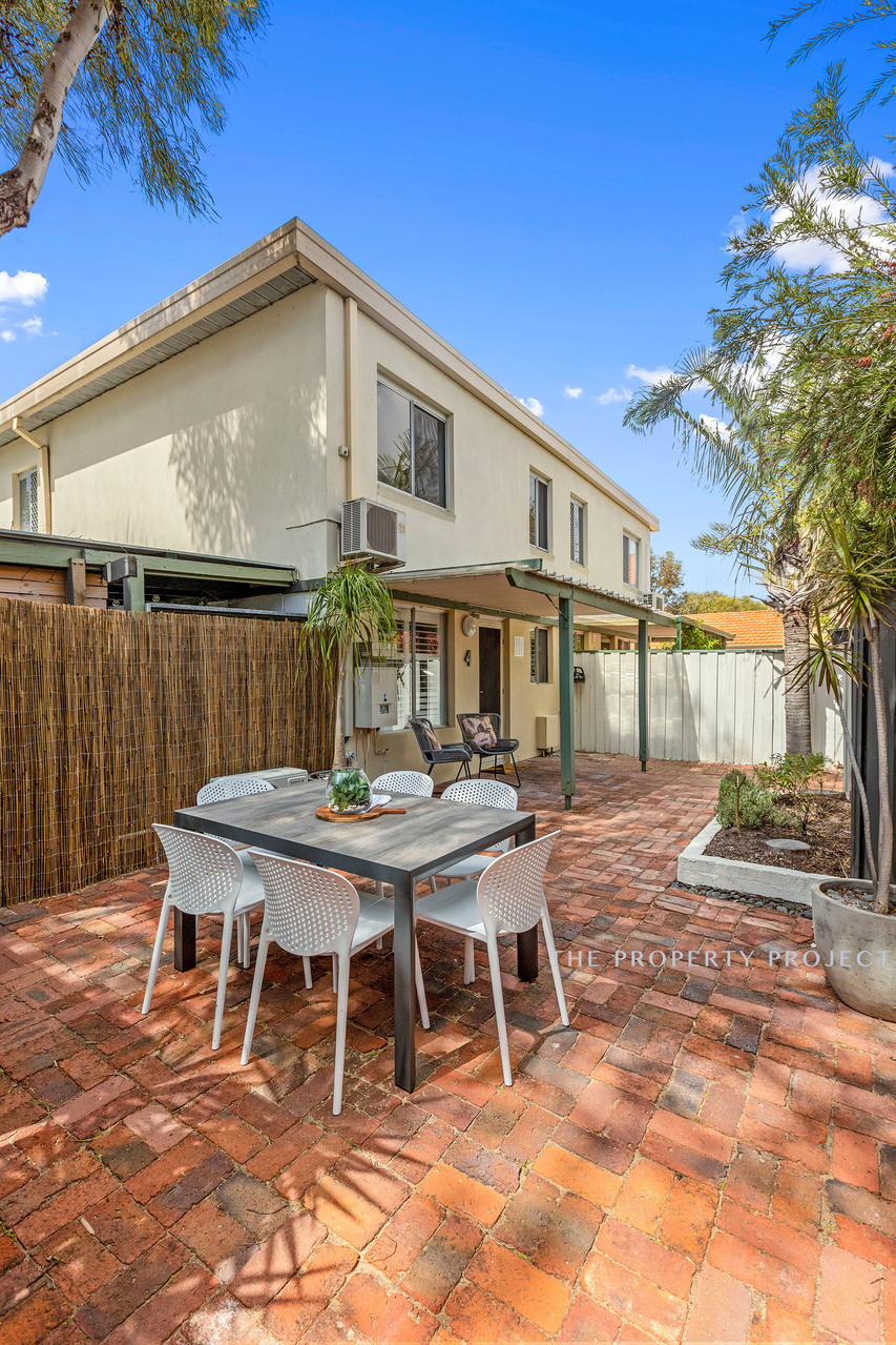 4 15 Flynn Street Churchlands WA 6018