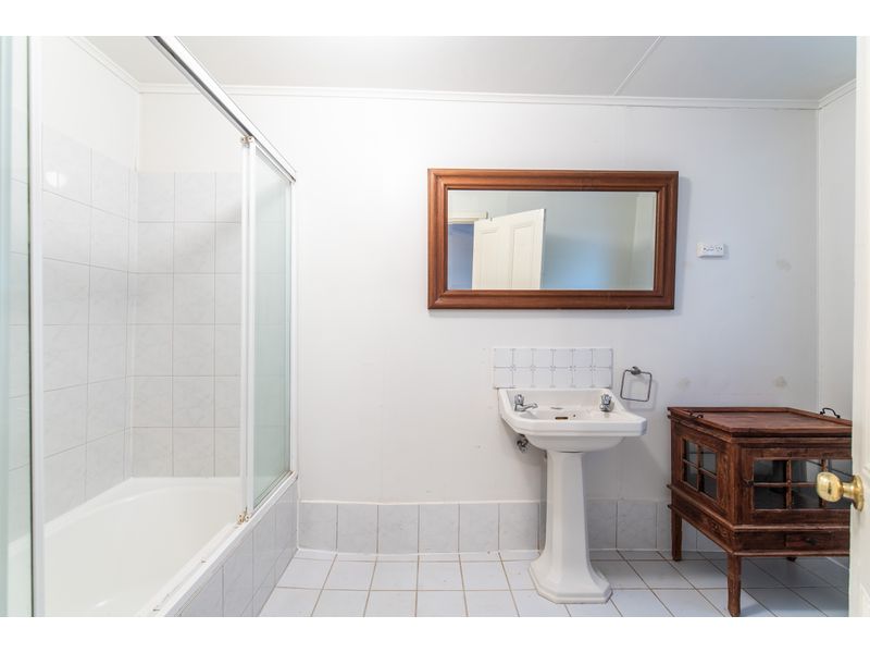 96 Archdeacon Street Nedlands WA 6009