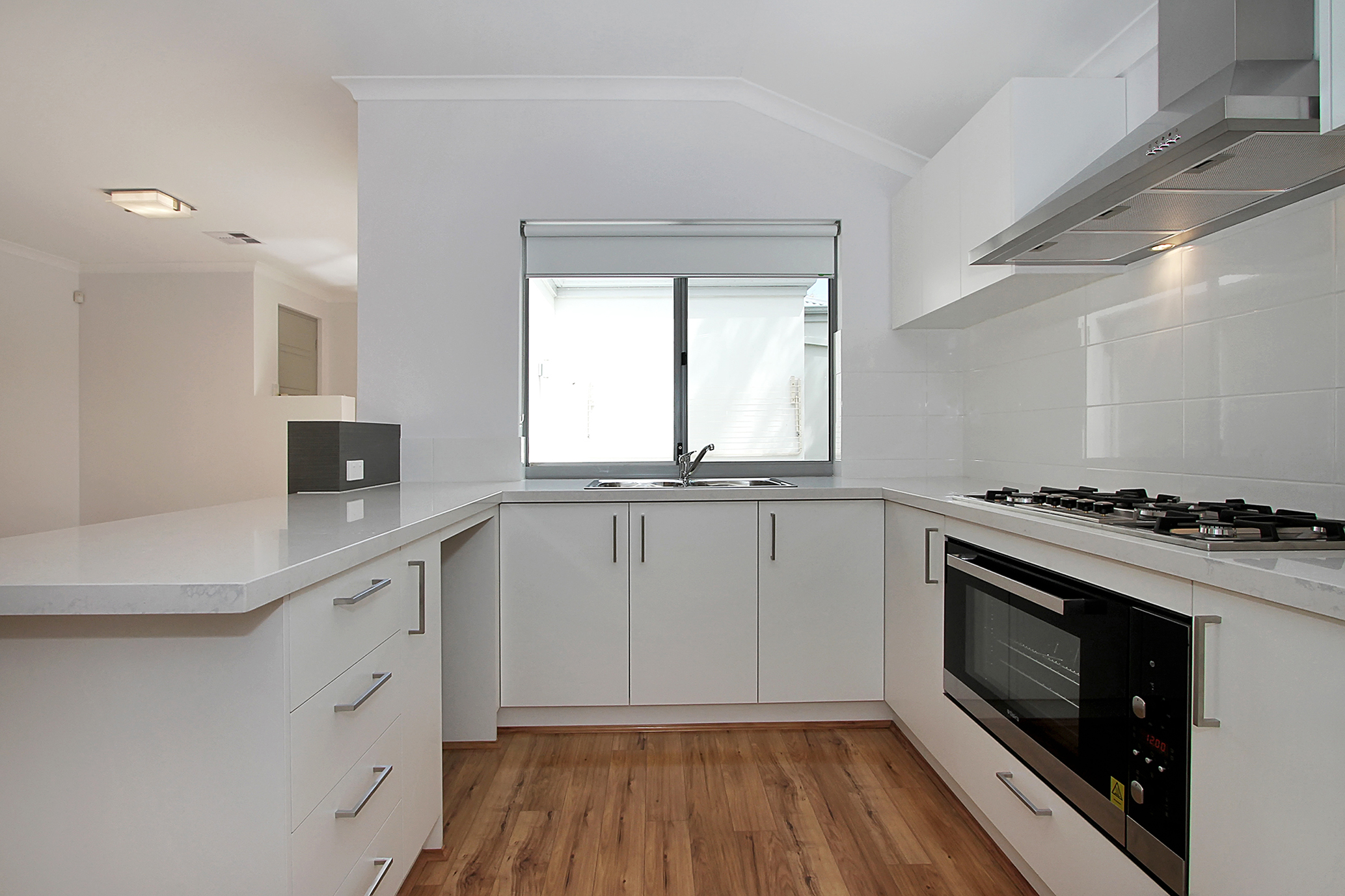 2 150 Peninsula Road Maylands WA 6051