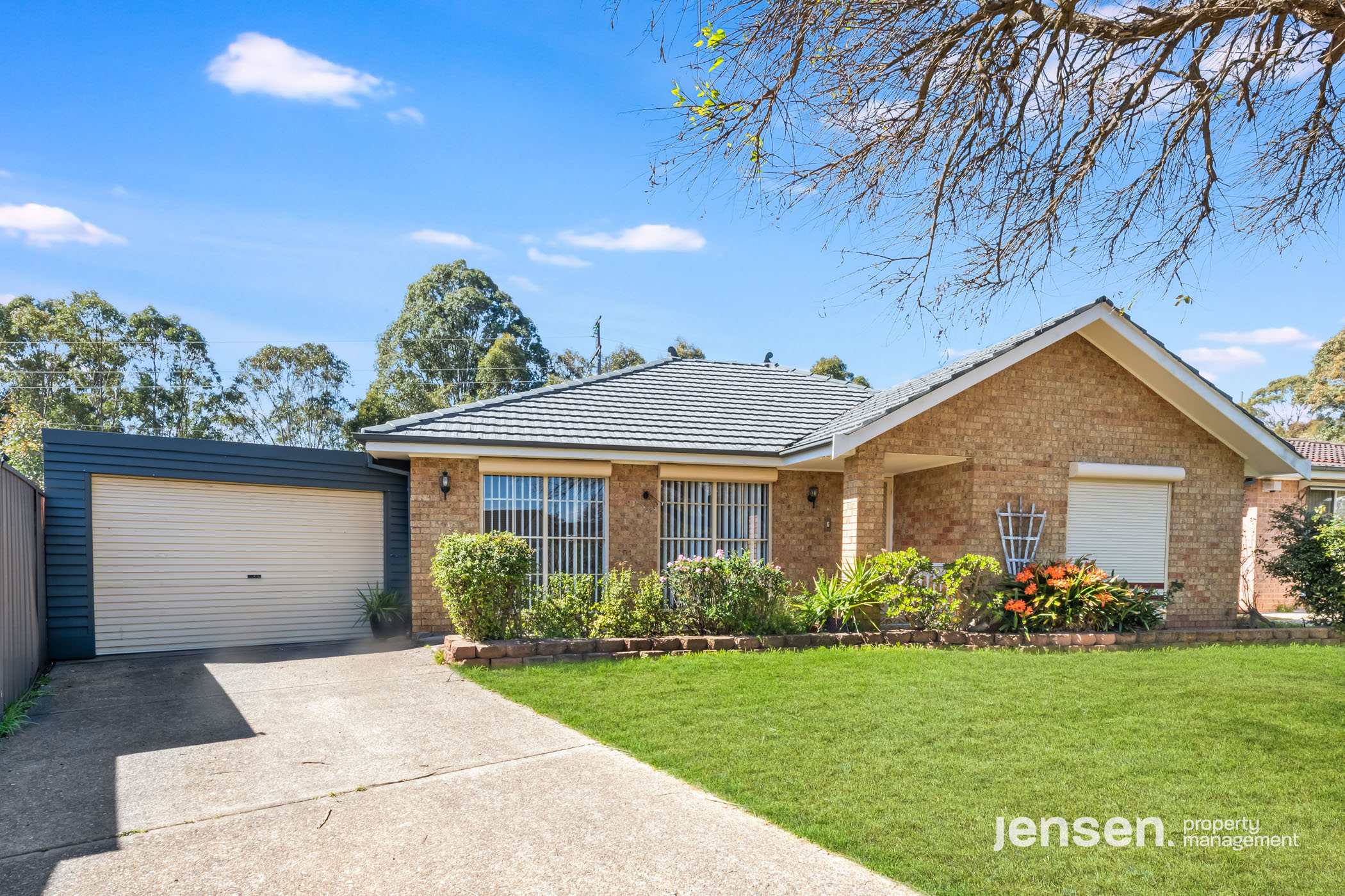 28 Oaktree Grove, PROSPECT NSW 2148