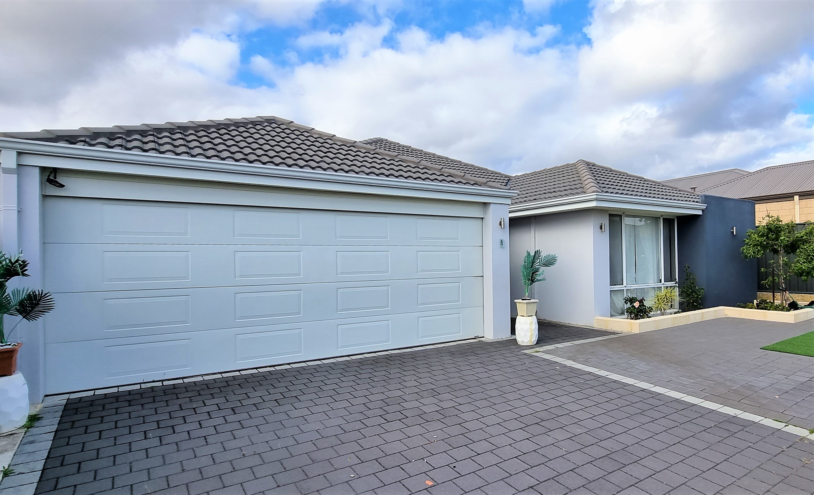 8 Teasel Way, BANKSIA GROVE WA 6031