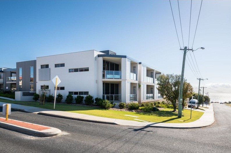8 14 Lennard Street Marmion WA 6020