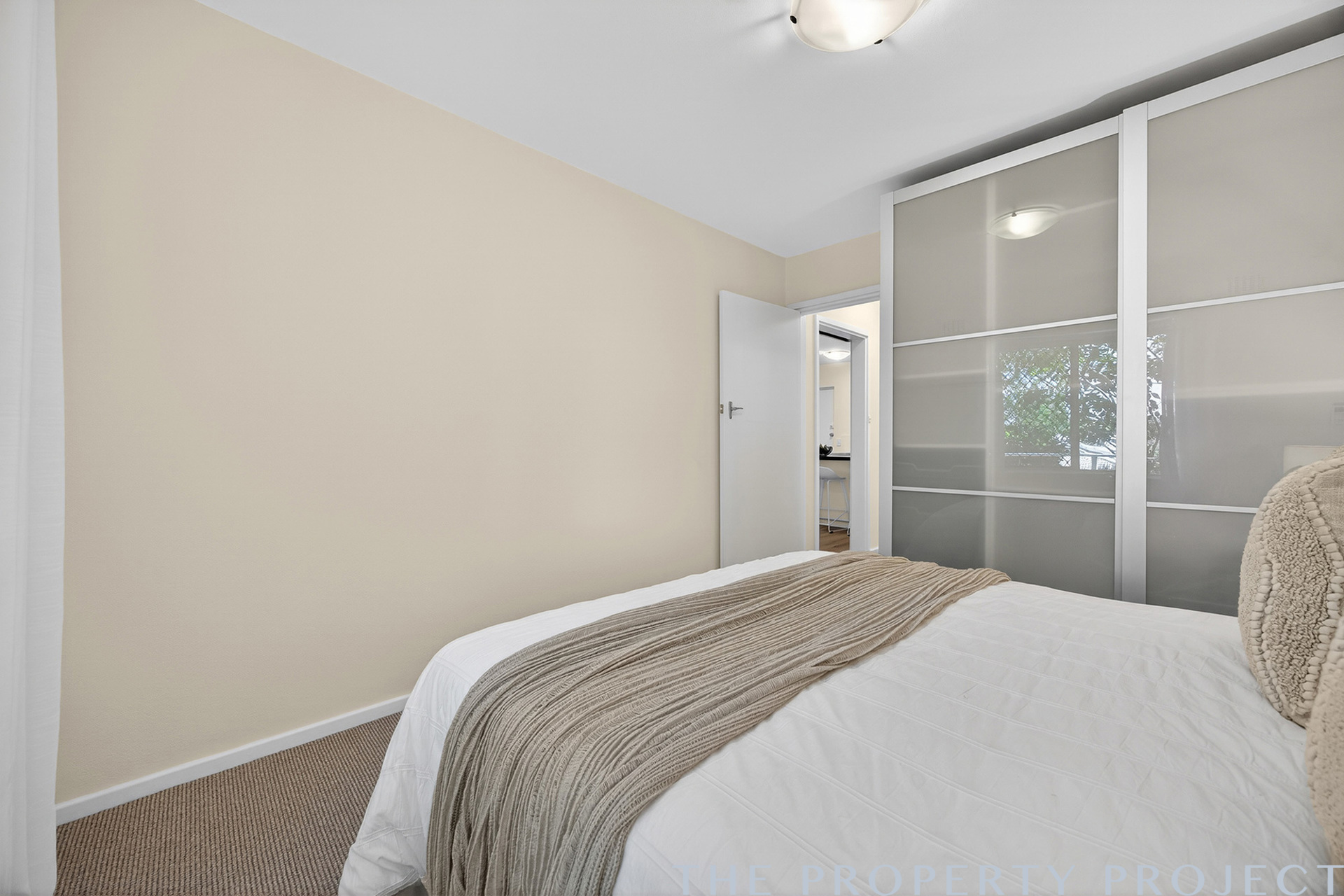 2 143 Edinboro Street Joondanna WA 6060