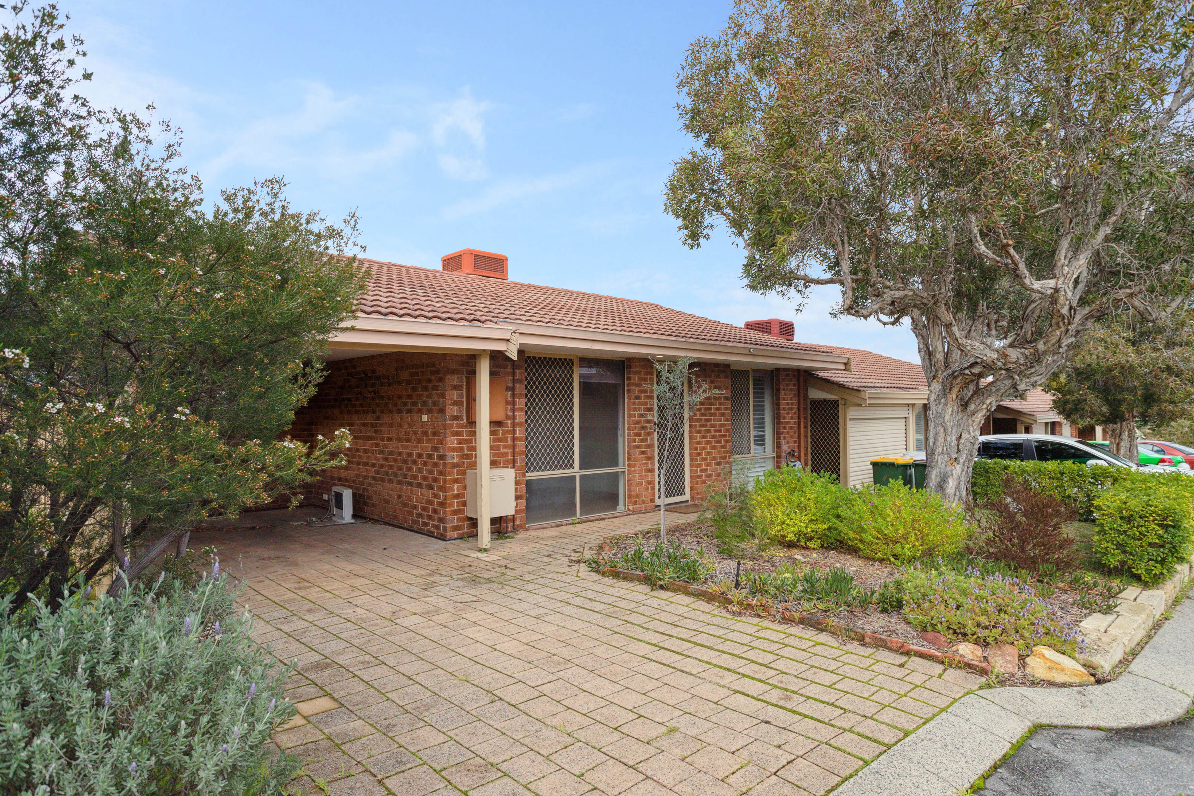 1 / 41-45 Avenell Road, BAYSWATER WA 6053