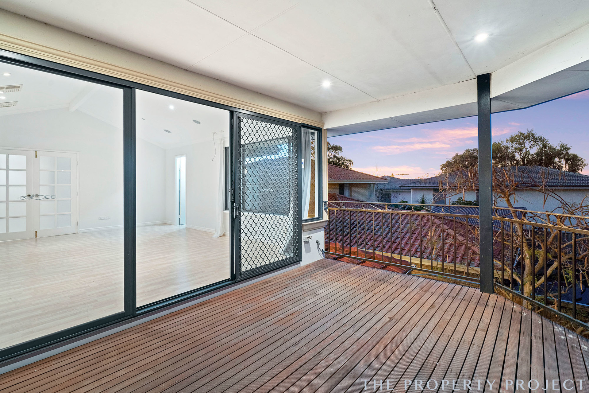 6 Tara Vista West Leederville WA 6007