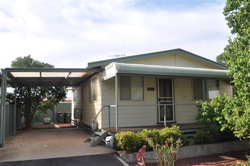 4 / 44 Underwood Street, FORBES NSW 2871