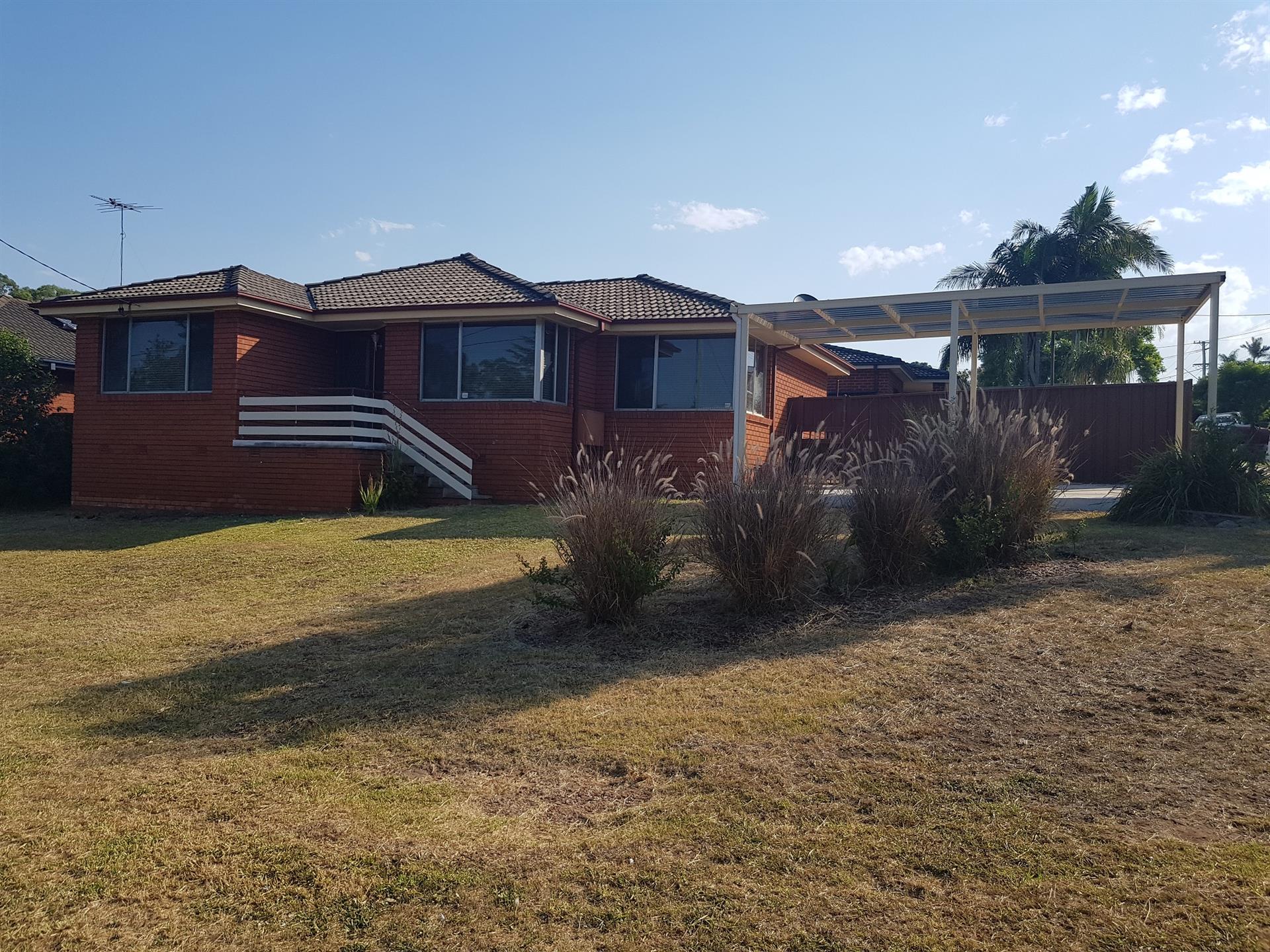 14 Valinda Crescent, CAMPBELLTOWN NSW 2560