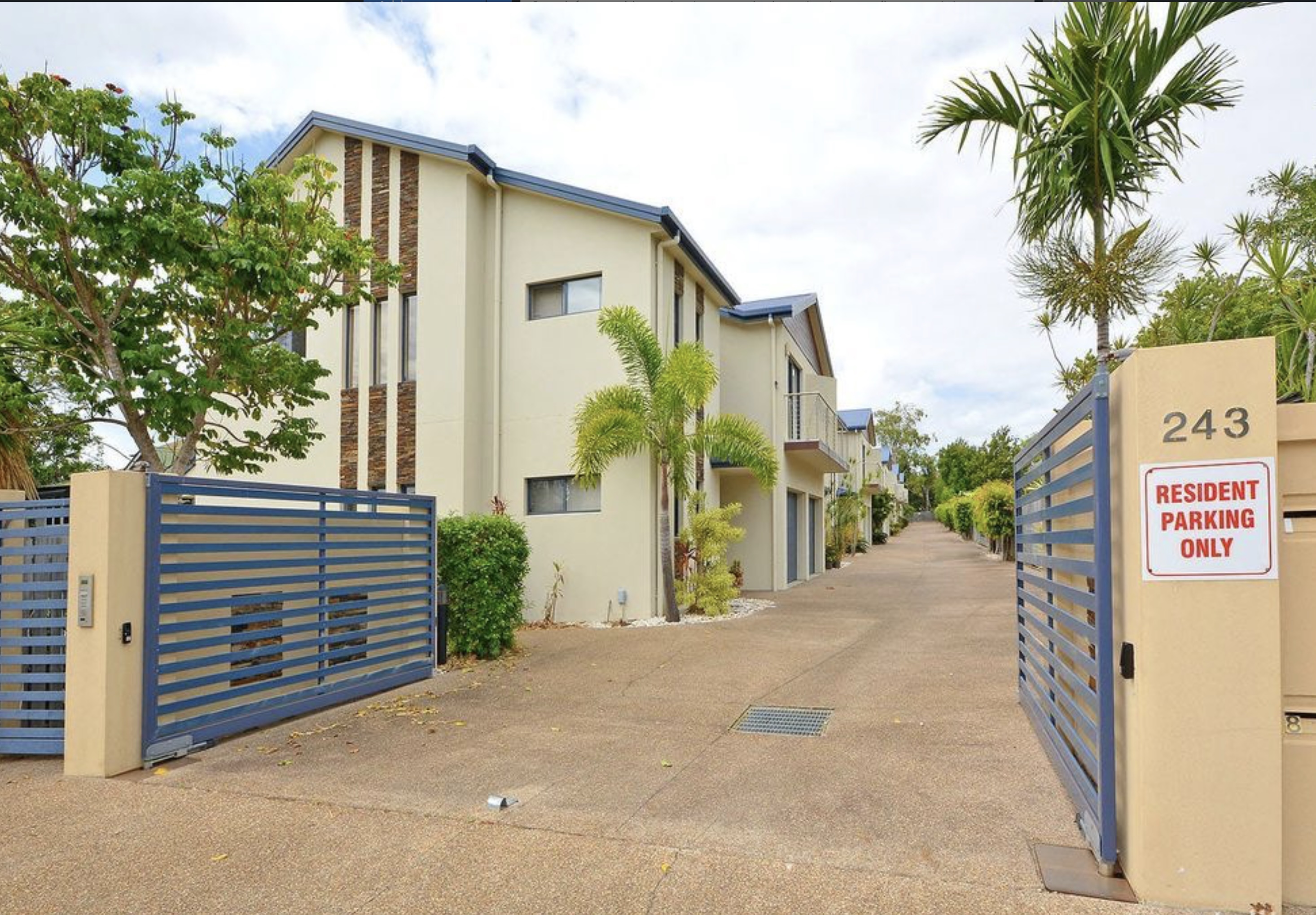 9 / 243 Torquay Terrace, TORQUAY QLD 4655