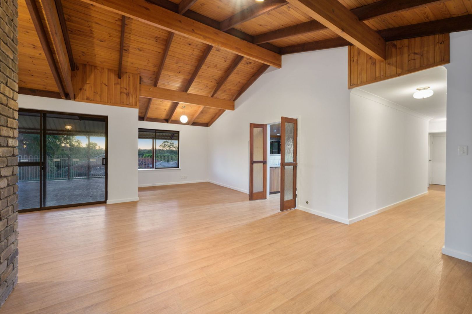 15 Tresise Street Carine WA 6020