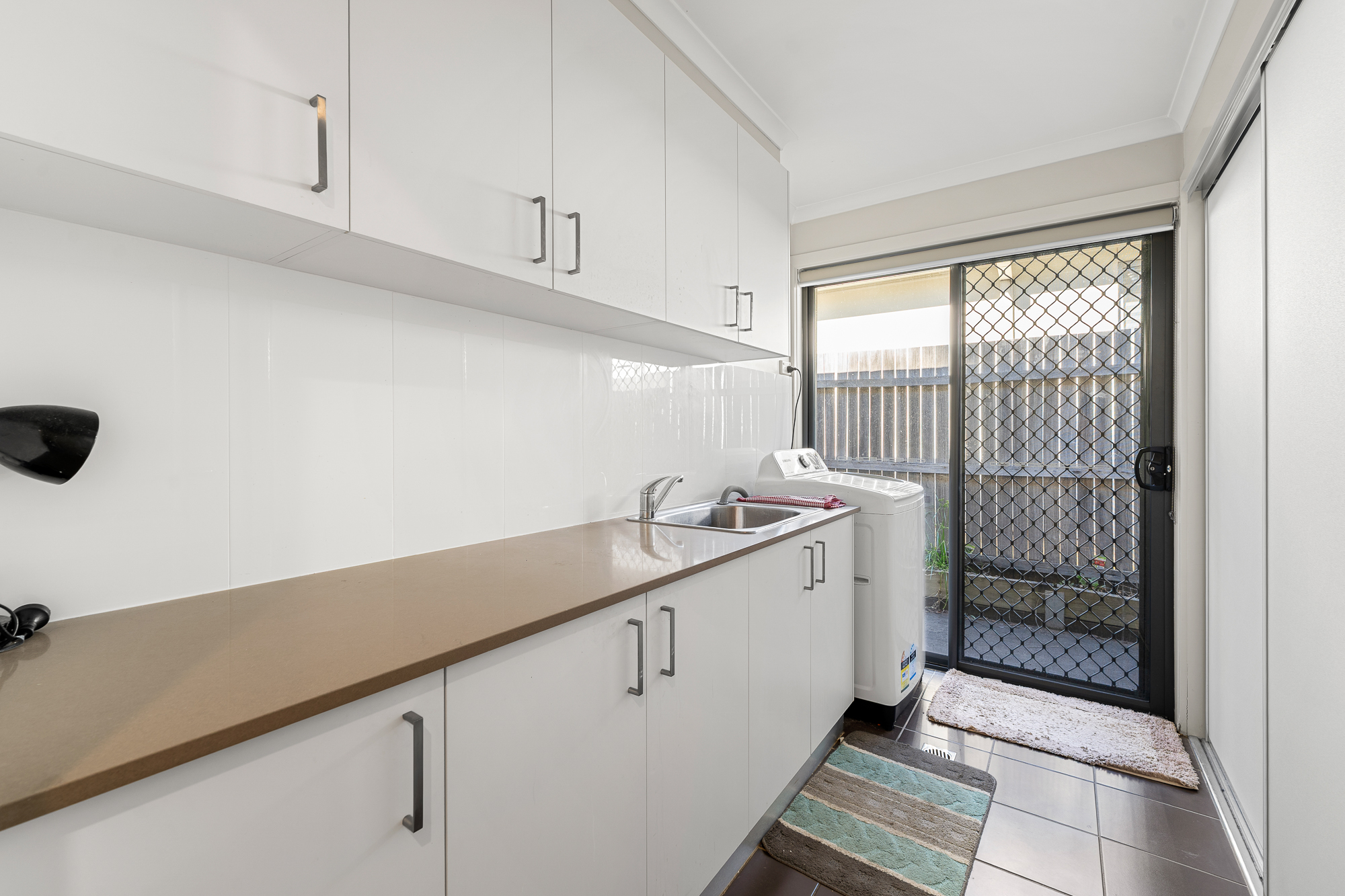 27 Judith Wright Street, Franklin, photo 12