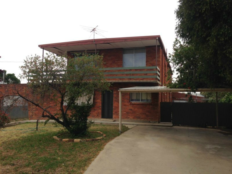 6 / 227 Edward Street, HAY NSW 2711