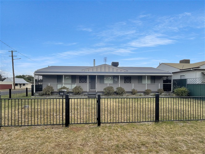 50 Johnson Street, FORBES NSW 2871