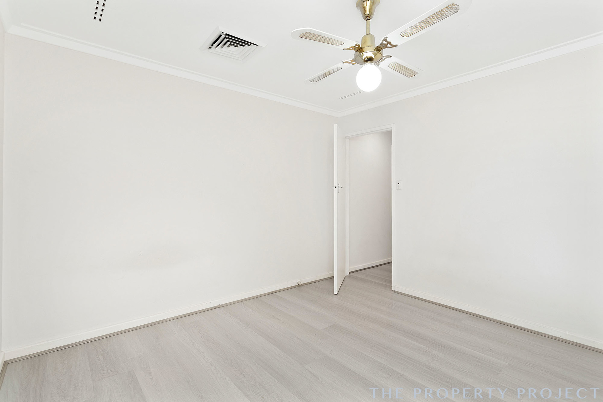 15 Sharon Drive Carine WA 6020