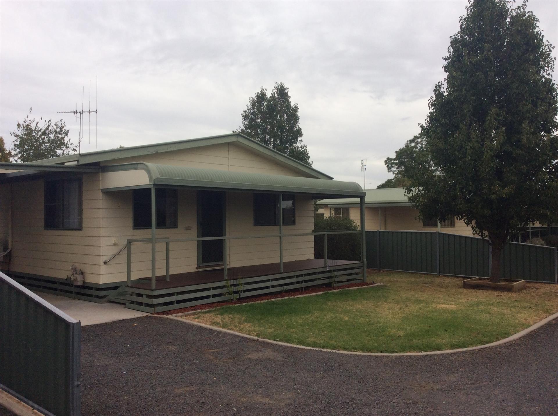 2 / 44 Underwood Street, FORBES NSW 2871