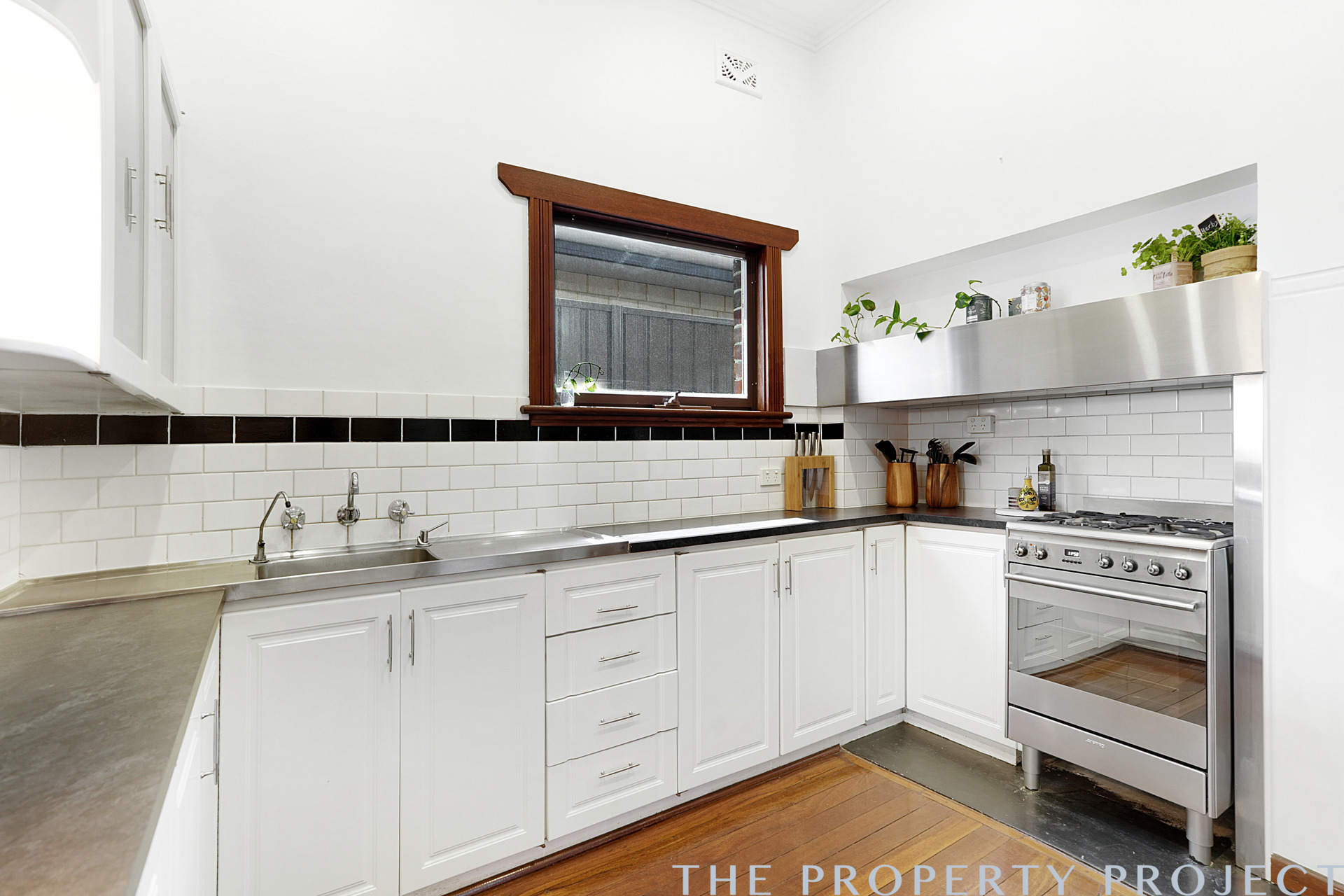 20 Sasse Avenue Mount Hawthorn WA 6016