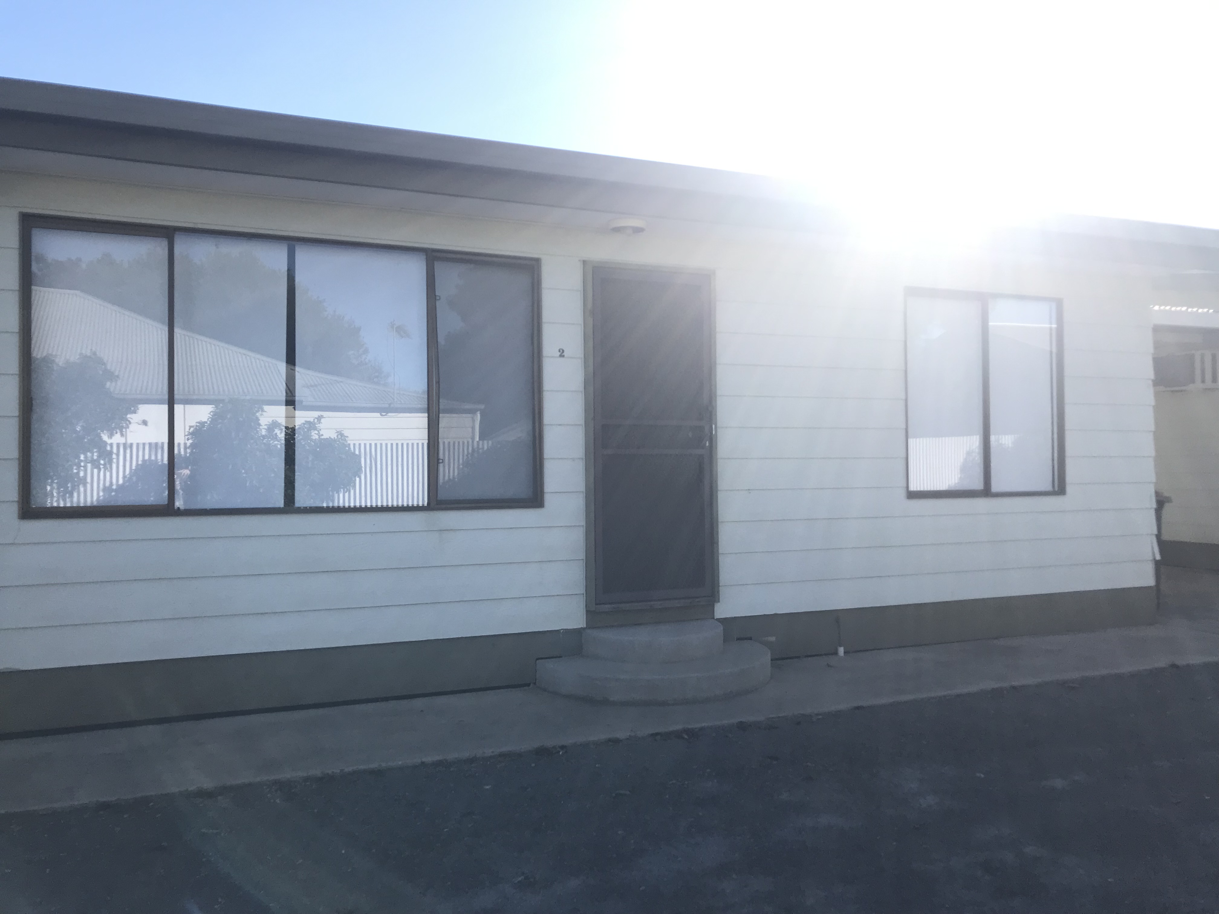 2 / 423 Cadell Street, HAY NSW 2711