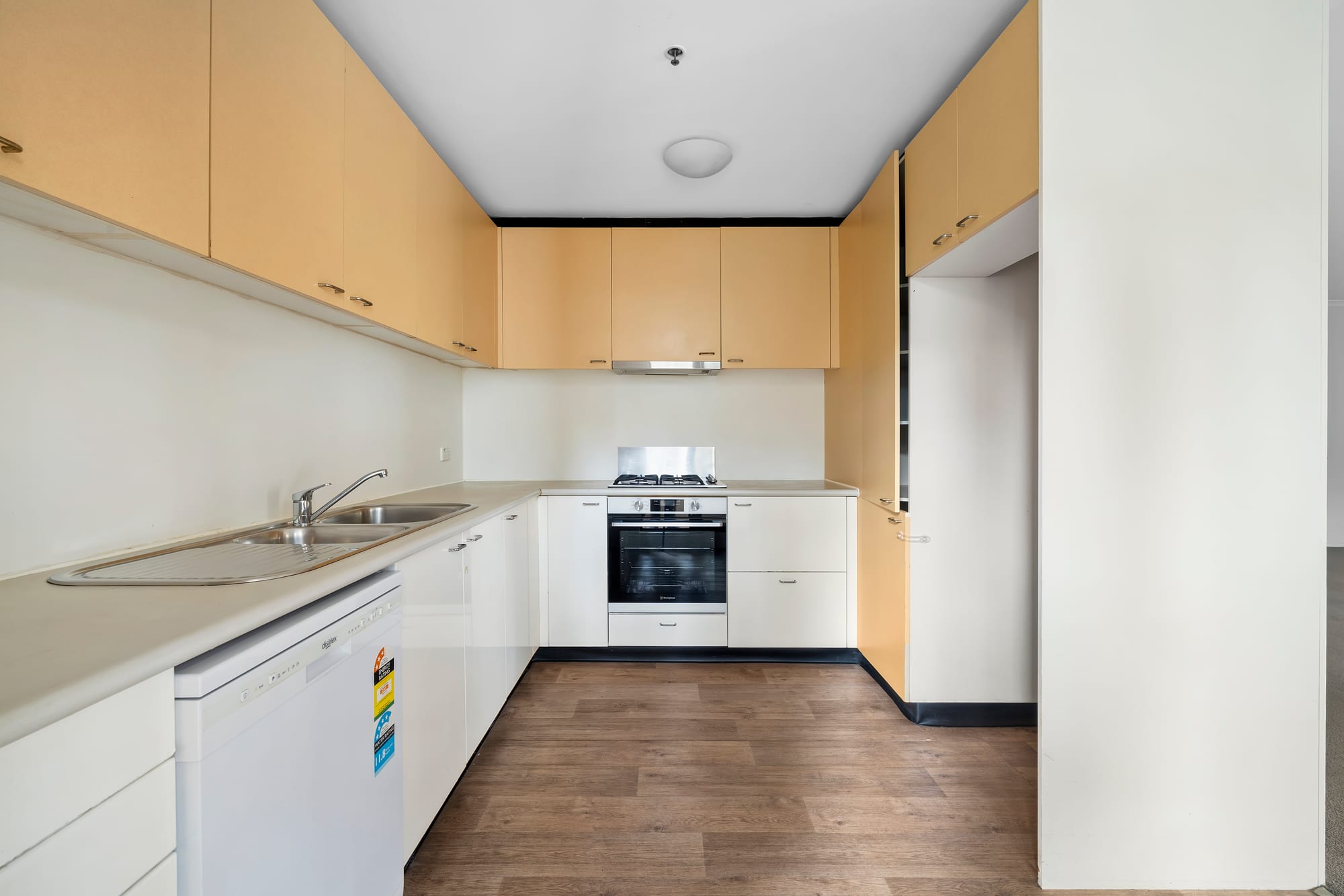 D317/780 Bourke Street, Redfern Leased by The Gallery Real Estate - image 3