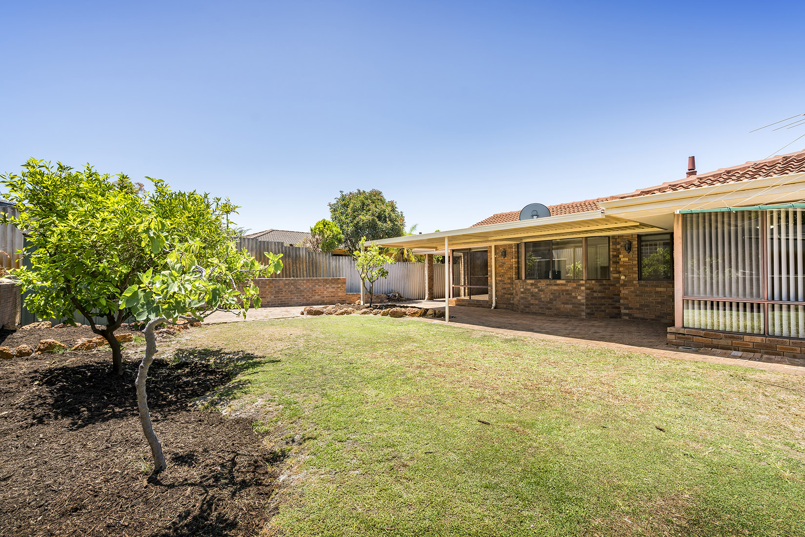 17 Smitherson Street Noranda WA 6062
